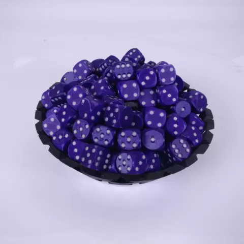 Dice by Jennes De Schutter