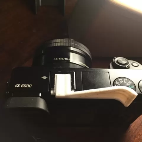 Hot Shoe Grip by Chris
