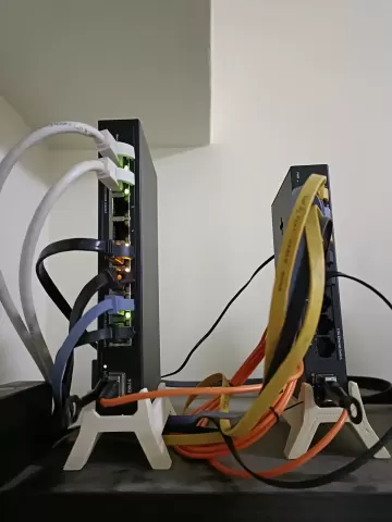 Vertical network switch stand