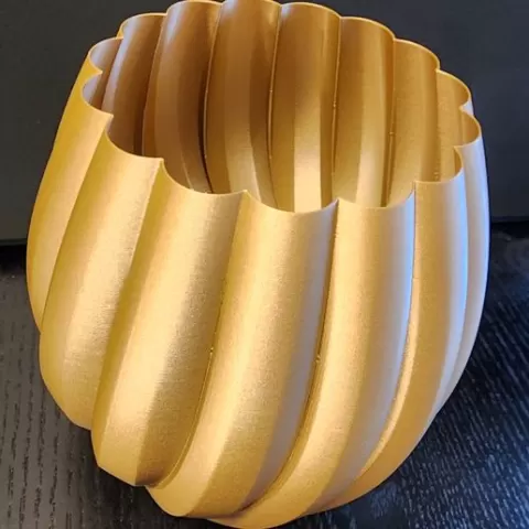 Hircle vase