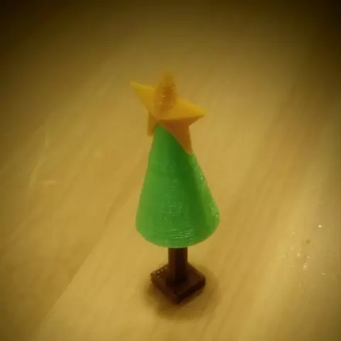 chistmas tree by veer chow