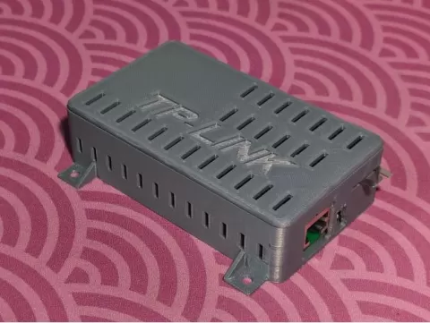 Compact case for TP-LINK RE200