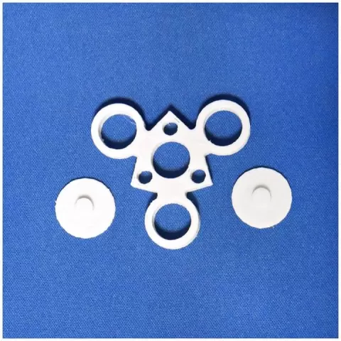 Fidget spinner /w caps by Gaven Grey Eagleson