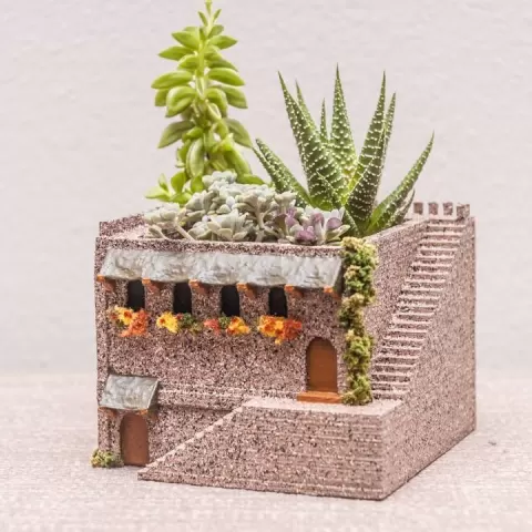 Mini Middle Eastern Villa by Yuriy Sklyar