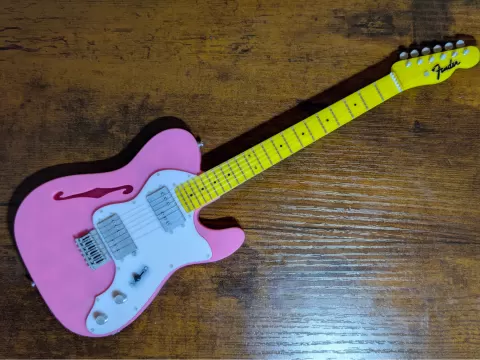 Fender Stratocaster 70's Vintera model guitar