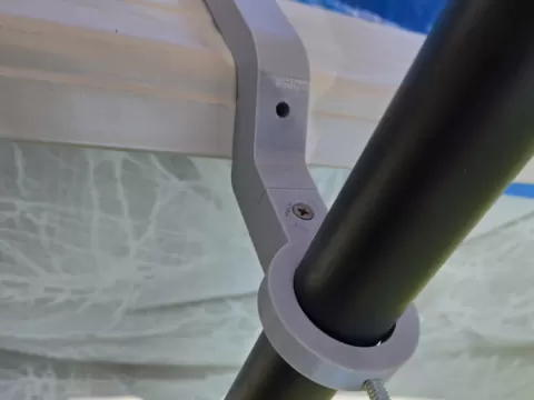 pool rail umbrella mount for metal top rail pools