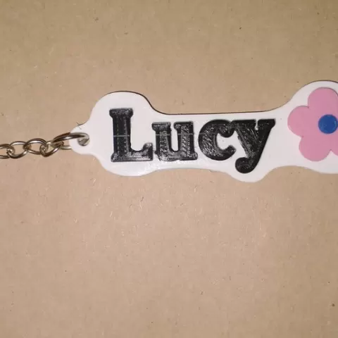 Llavero con nombre Lucy