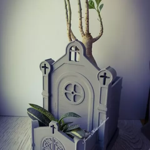Crypt Planter