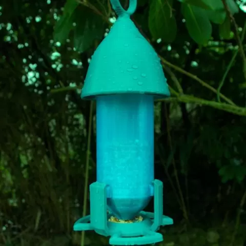 Rocket feeder