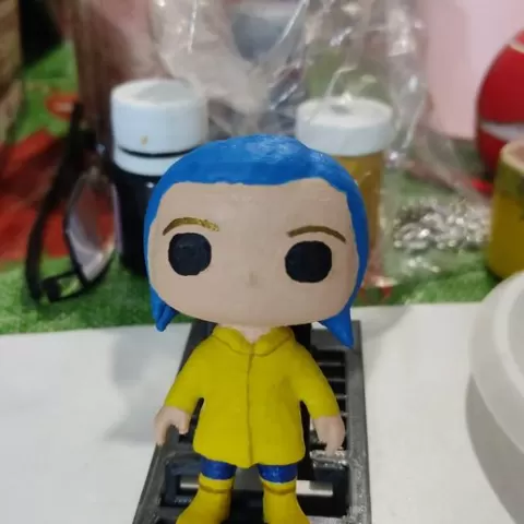 coraline de 8 cm