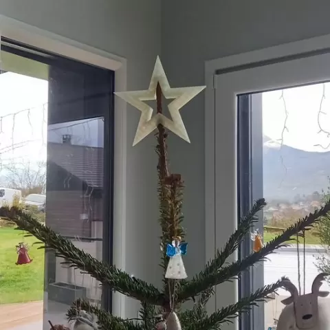 Star tree (Etoile pour sapin)
