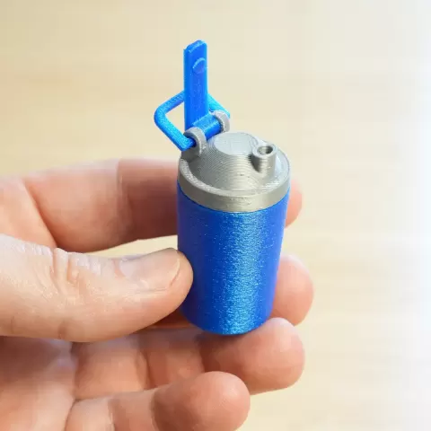 Protein shaker (removable cap)