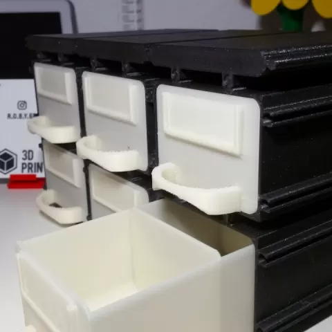 Stackable Storage Box with Magnet by Roberto Colucci