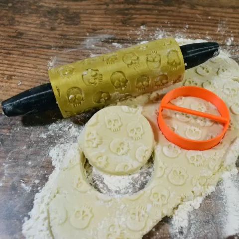 Skulls Embossed Roller Pattern by Tanya Wiesner