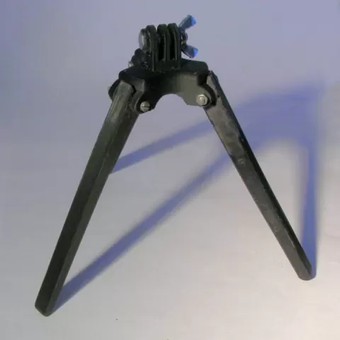 Heero tripod by GUZU