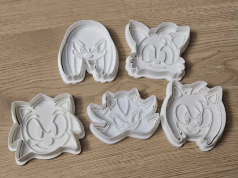 Sonic the Hedgehog and Friends Cookie Cutter Set