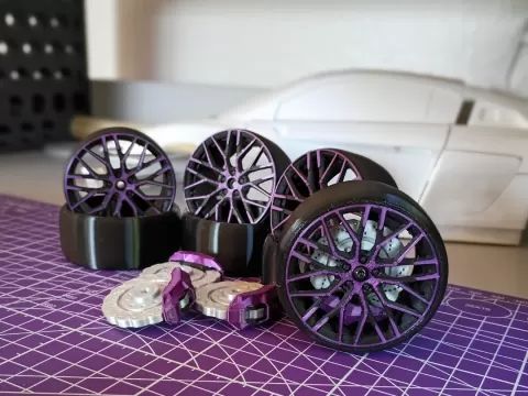1/10th Scale Audi R8 Wheels, tires, and Brakes