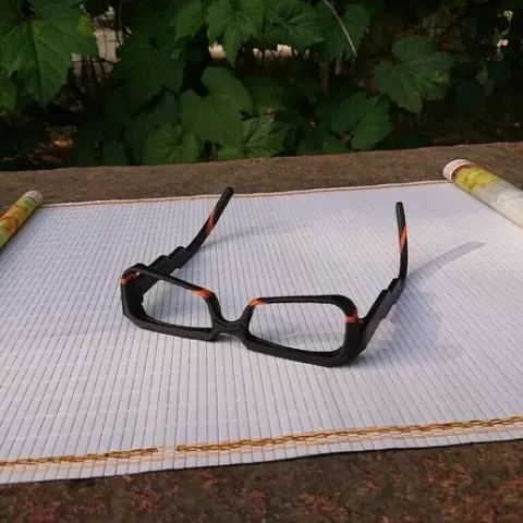 Reinforced 3D printed spectacle frame.