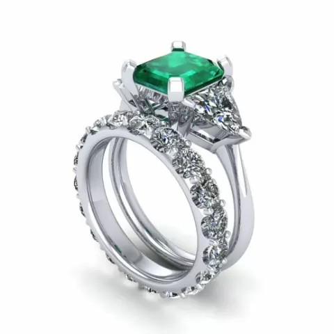 Three Stone Diamond Ring R3