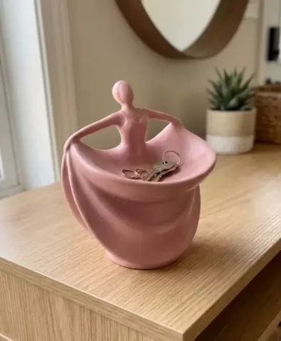 Modern Dancing Woman Catch-All Bowl – Minimalist Pink Figurine Entryway Decor & Jewelry Dish