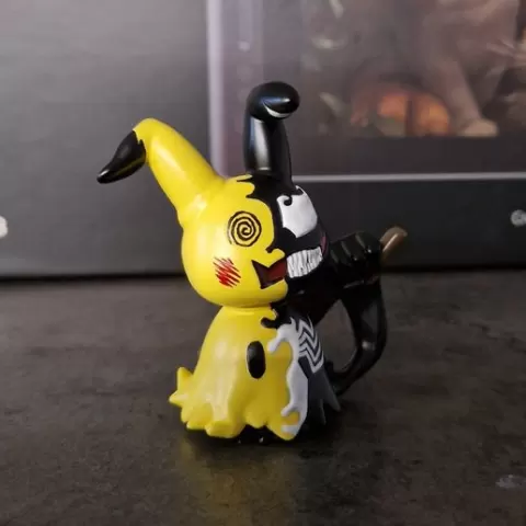 Venomized Mimikyu Pokemon/Marvel