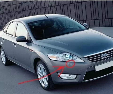 Ford Mondeo washer nozzle plug