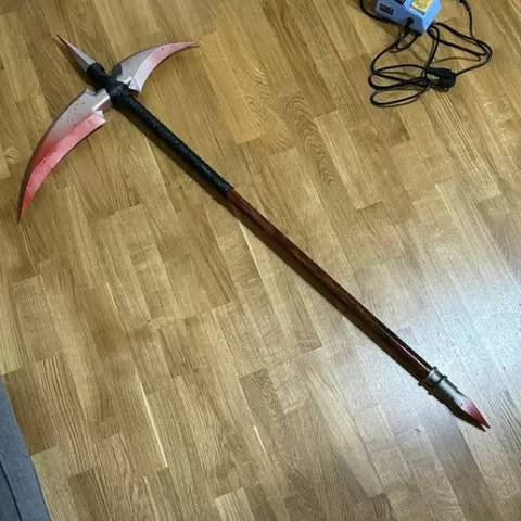 Batman Who Laughs Scythe (to be attached on a broom handle of 28.8 mm (1.13inch) ø )