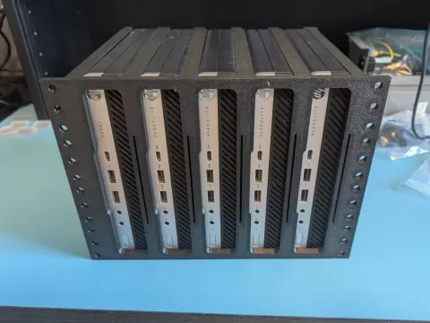 5x HP EliteDesk 705 G4 4U 10inch rack mount