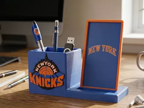 NY KNICKS PEN AND PHONE HOLDER