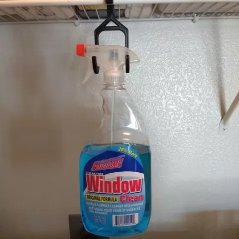 Spray Bottle Hanging Hook