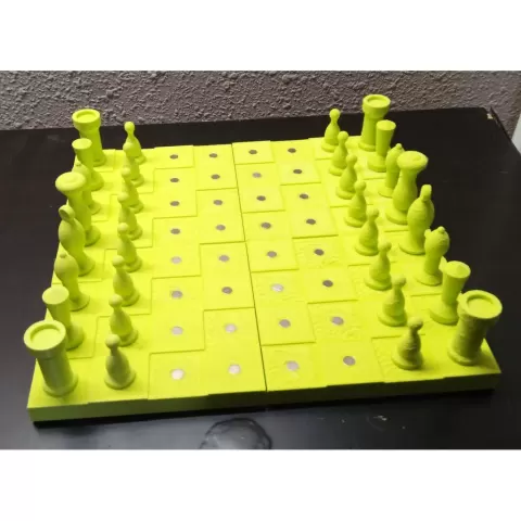 Blind friendly magnetic chess set