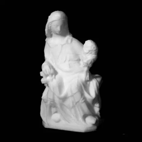 Mary at The Kiev Museum of Western and Oriental Art, Ukraine by Scan The World