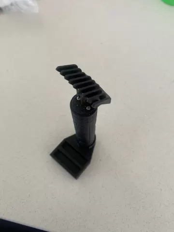 Shaver stand - OneGuy1