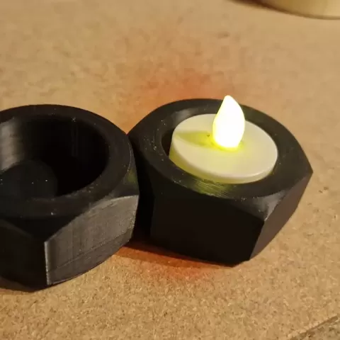 Tlys holder - TheVolvoMan
