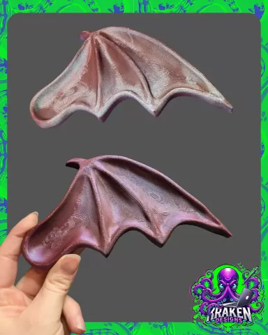 Bat wing tray