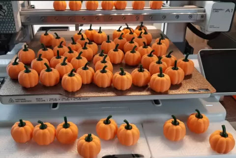 Mini Pumpkin (Thanksgiving/Halloween)