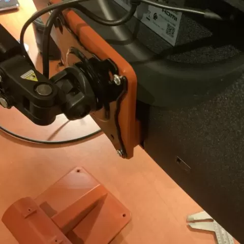 Samsung LU28R55 Vesa Adapter