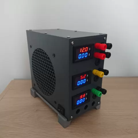 Bench PSU by Louis-Jean