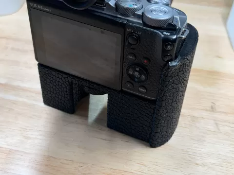 Vertical grip for Canon EOS M6 mkii textured tall
