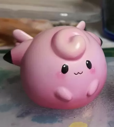 Pokemon Clefairy figure