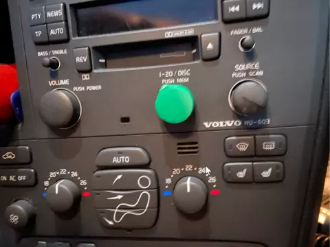 Customizable radio knob for car