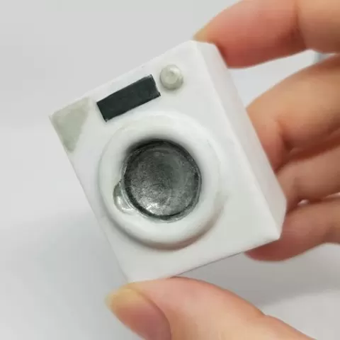 Washing machine for miniature dollhouse