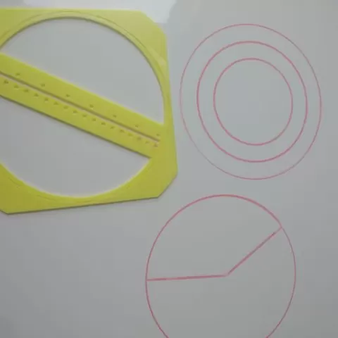 Circle helper target stencil
