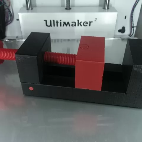 Fully 3D Printed Vice by Mary Adrien
