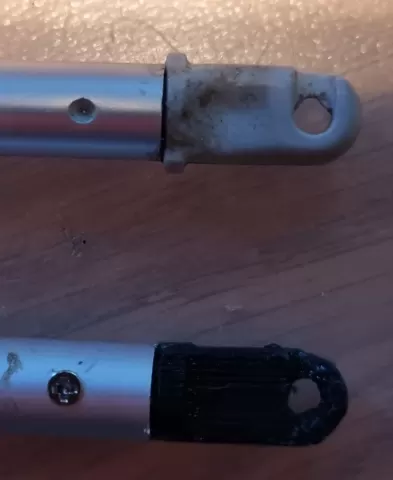 Caravan window - hold-end