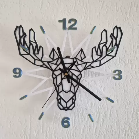 Moose Clock - Grütler Saiki