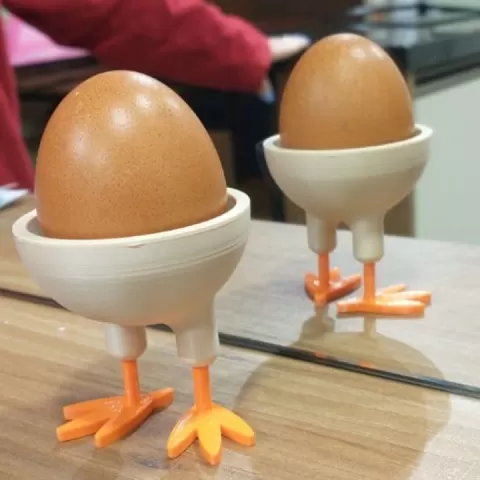 Egg holder with legs by Andre Dias