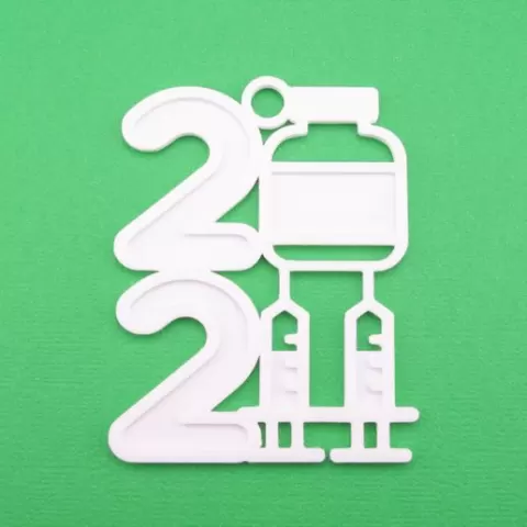 2022 COVID-19 PANDEMIC - VACCINE BOTTLE & TWO SYRINGE CHRISTMAS ORNAMENT