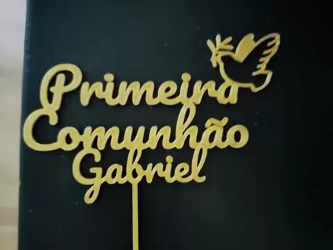Topo de bolo" Primeira Comunhão Gabriel "com pomba