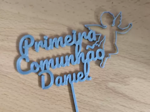 Topo de bolo " Primeira Comunhão Daniel " com anjo